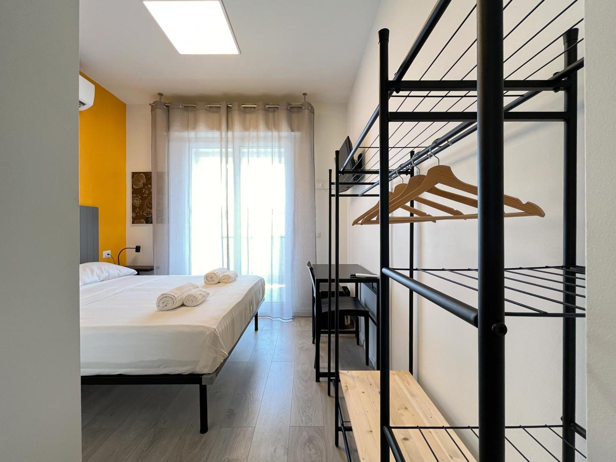 Rrrapido Colorful Rooms - Assago Exterior foto